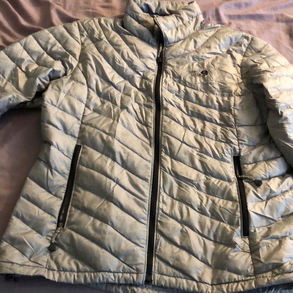 Mountain Hardware Woman’s Size Large Jacket